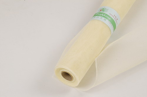 solid colored floral mesh 21x10yds, CR�ME WHITE